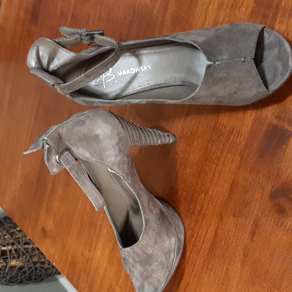 Suede Dark Tan Heels